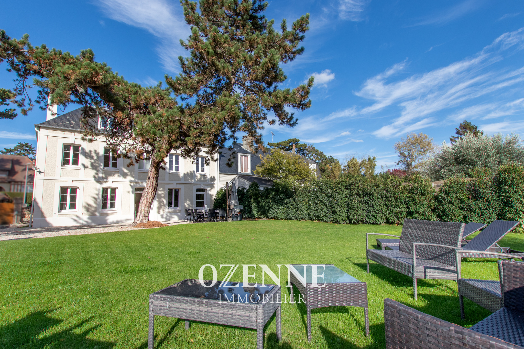 Vente Maison 145m² 6 Pièces à Benerville-sur-Mer (14910) - Ozenne Immobilier
